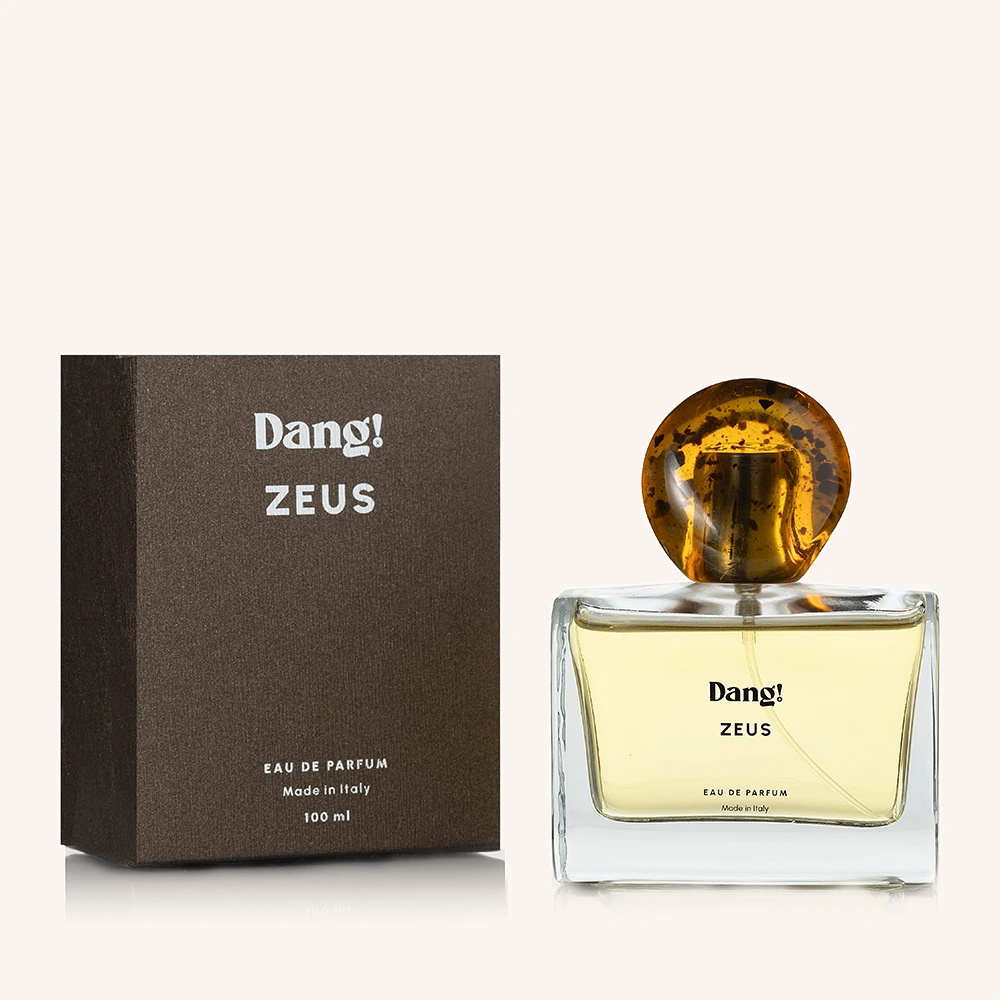 An image of a long lasting luxury perfume; perfect valentine gift for boyfriend